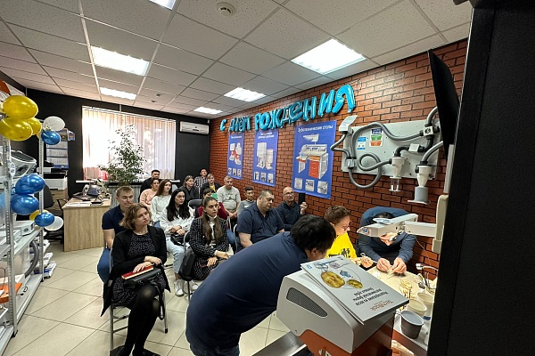 Как отмечали день рождения фирменного магазина в Ростове-на-Дону - АВЕРОН